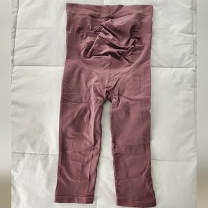 Blanqi everyday maternity belly support capri leggings size M